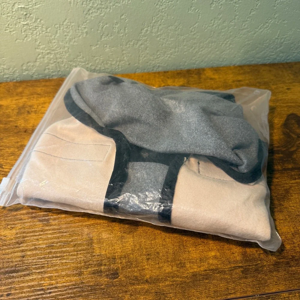 DENTRUN Dog Calming Vest Hoodie Gray Anxiety Relief Shirt Medium Snood Wrap